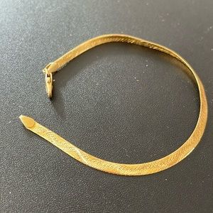 Gold bracelet